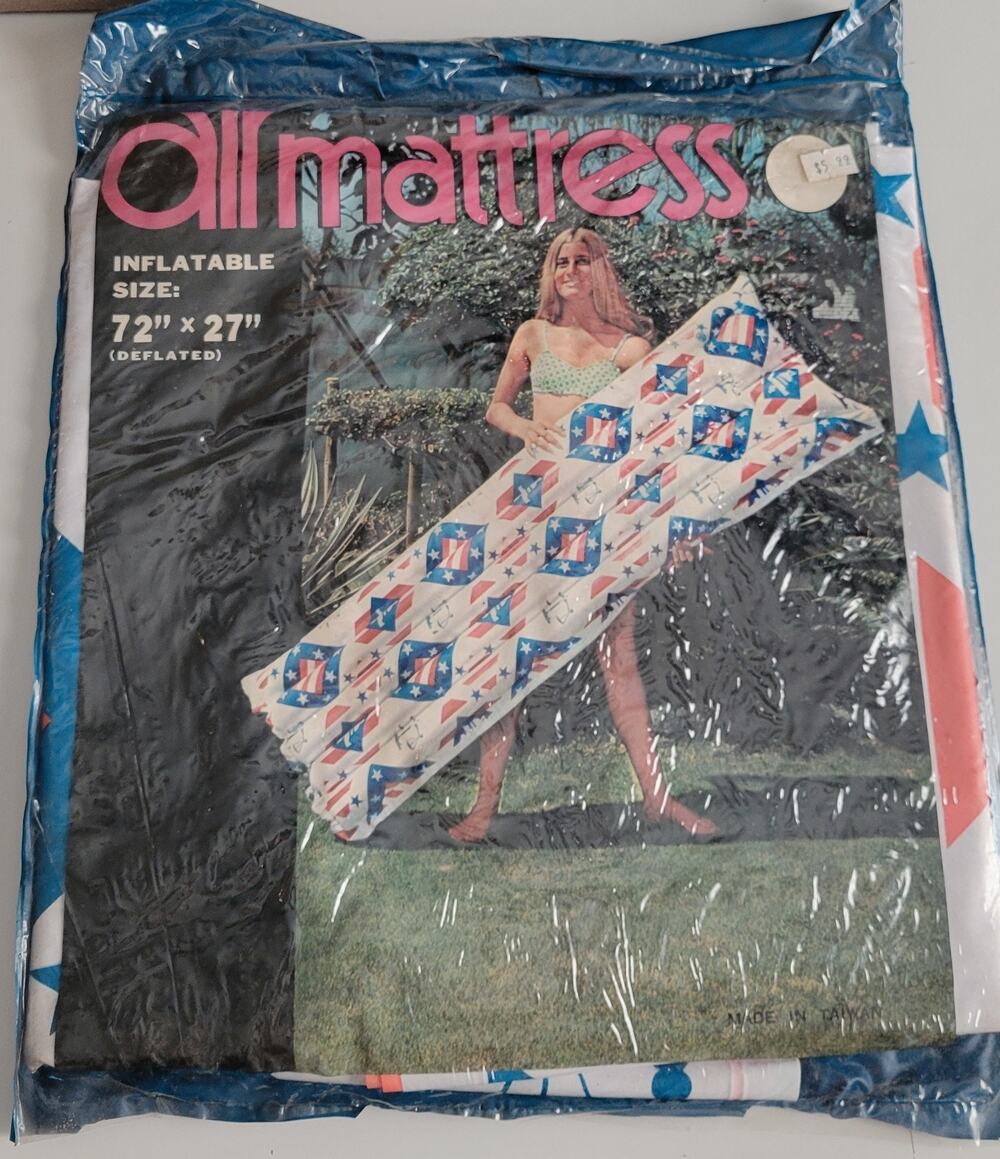 Vintage Inflatable Air Mattress Pool Float Made In Taiwan NOS 72x27 Patriotic...